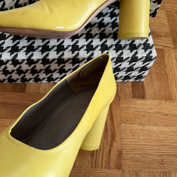 Zara Yellow Leather Block Heel - Picture 3 of 10